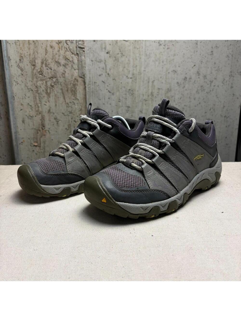 Keen Oakridge Shoes Womens Size 7.5 Gray Purple Waterproof Trail Hiking Sneakers